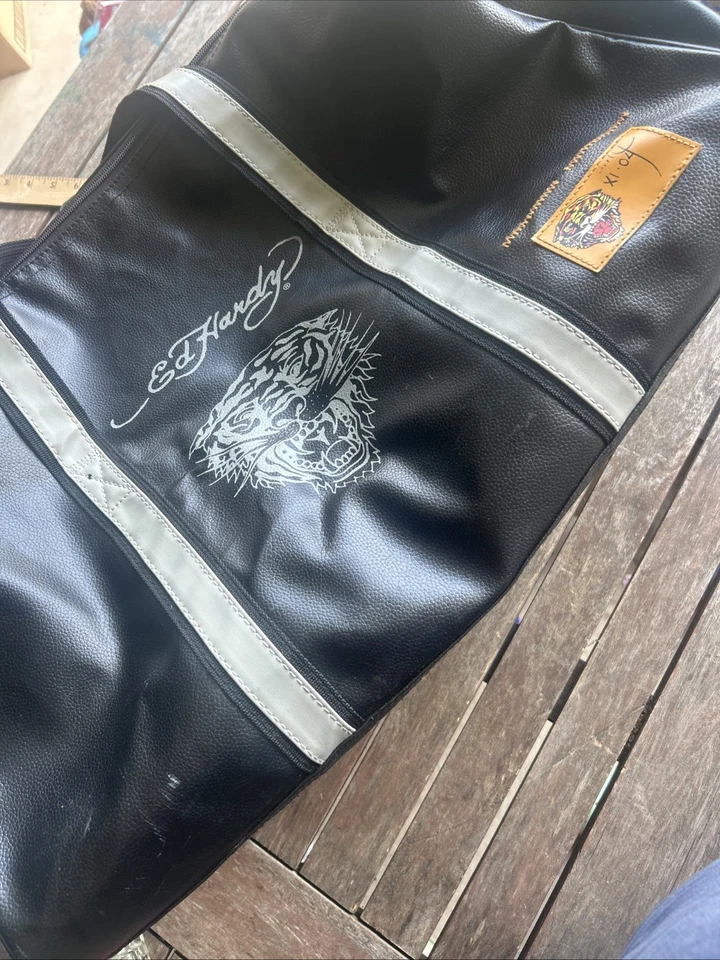 Ed Hardy 行李袋人造皮革旅行健身房包黑色老虎 Y2K — 第 1/4 张图片