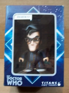 Titans Vinyl Figure ~ Doctor Who ~ 10th Doctor 4.5" ~ Nerd Block Exclusive - Picture 1 of 7