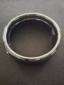 Harley Touring Chrome 4 1/2" Passing Lights Trim Ring 69622-99B "Frenched" Look - Bild 1 von 3
