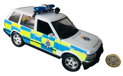 Modelo de coche de juguete Police Range Land Rover 2001 Bburago en caja escala 1-26 ra Foto 1 de 4