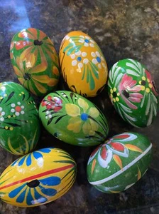 7 Piece Set Of Easter Hand-painted Wooden Eggs. - Picture 1 of 1