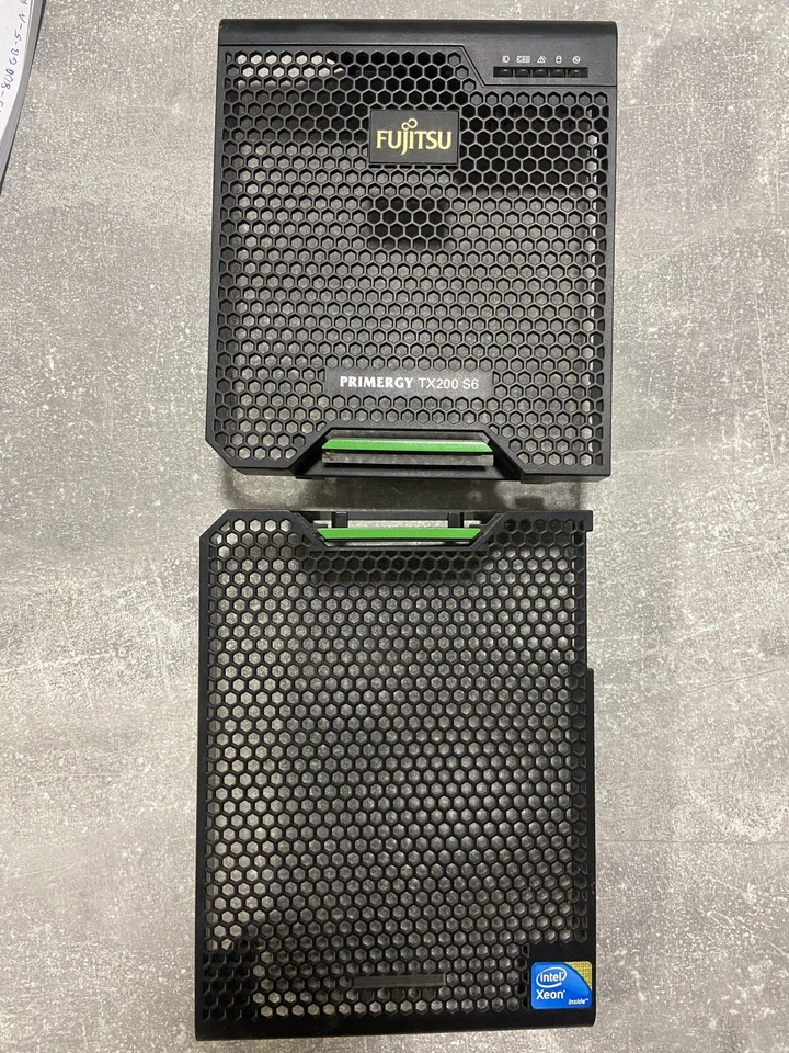 Fujitsu Primergy TX200 S6 Frontblenden  - Bild 1 von 1