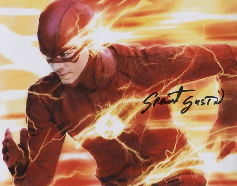 Grant Gustin (The Flash) signed 8x10 photo Cover
