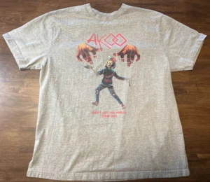 Akoo Don't Let This World Tame You Fear No Man Tour Gray T Shirt Size Medium M - Picture 1 of 5
