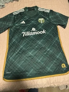 Adidas Portland Timbers 2023/24 Herren Gr. XL Slim-Fit Fußball Trikot HY5451 - Bild 1 von 6