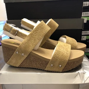 Volatile “Summer Love” In Beige Size 10 - Picture 1 of 6