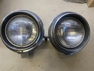 Chrysler Imperial 1959 montaje de faros Foto 1 de 4