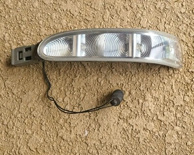 06 - 08 MERCEDES BENZ ML500 ML320 W163 LUZ REPETIDORA ESPEJO PUERTA CONDUCTOR IZQUIERDA Foto 1 de 4