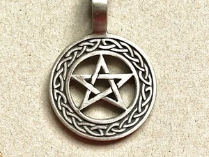 PENTAGRAM PENDANT Circular star DEVIL DEMONIC WITCHCRAFT GOTH PUNK BAPHOMET - Foto 1 di 2