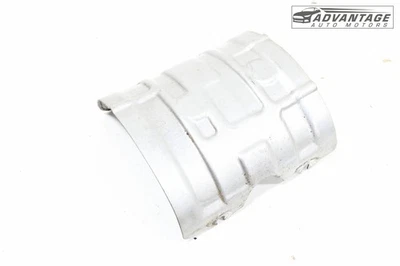 Chrysler Voyager 2020 tracción delantera escape tubo delantero colector protector térmico OEM Foto 1 de 4