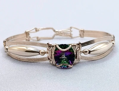 Pulsera de topacio místico de plata de ley hecha a mano de 6,5" Foto 1 de 4