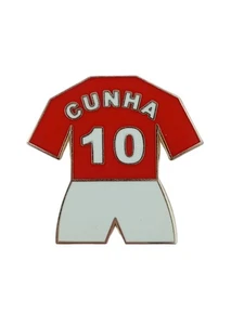 MATHEUS CUNHA MANCHESTER UNITED KIT PIN BADGE FREE UK 48HR TRACKED POST - Picture 1 of 3