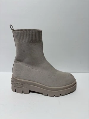 Aldo Women’s Bigact Lug Sole Chelsea Boots, Size 9 M - Image 1 of 4