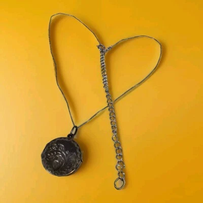 925 Sterling Locket Pendant w/ Etched Leaf Chain Necklace - 16in" - B9 - Image 1 of 4