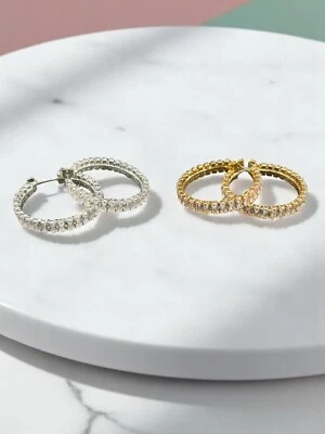 Cerchi  interamente Zirconati Luminosissimi Eleganti con Chiusura a farfallina - Immagine 1 di 4