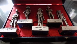 5 Carabinieri In Peltro in Uniformi storiche in confezione - Bild 1 von 4