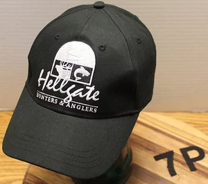 HELLGATE HUNTERS & ANGLERS MISSOULA MONTANA BLACK HAT EXCEL CONDITION FISHING 7P - Picture 1 of 3