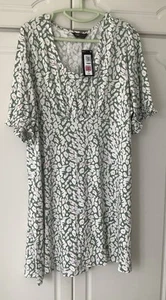 Brand New Ladies Marks And Spencer Collection Pretty Dress Size 22, - Picture 1 of 3