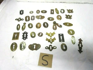 37 antique vintage furniture brass keyholes escutcheons plates - Picture 1 of 9