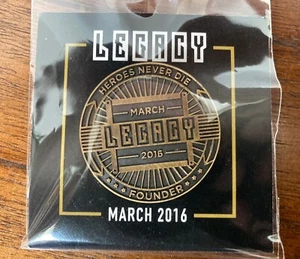 Loot Crate Gaming Marzo 2016 Legacy Heroes Never Die PIN Founders Gaming NUEVO - Imagen 1 de 4