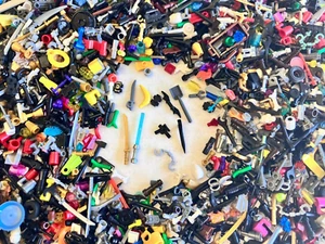 20-Piece Minifigure Accessory Pack (Food, Weapons & Tools) – Authentic LEGO® - Picture 1 of 4