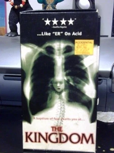 THE KINGDOM VHS PART 1 & 2/1994 DANISH HORROR MINISERIES/LARS VON TRIER 2 Tapes - Foto 1 di 3