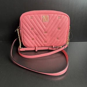 NWT Victoria's Secret Pink Crossbody Handbag Top Gold Zipper w/ Crossbody Strap - Picture 1 of 9