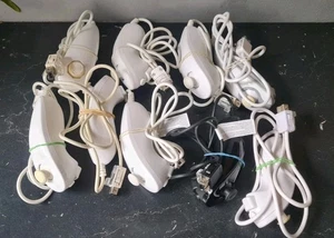 Official Nintendo Wii White Nunchuck OEM RVL 004 Tested Working Nunchuck - Picture 1 of 5