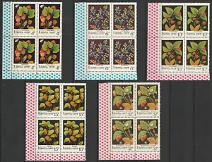 URSS 1982 Sol. 5273-77 (5 bloques de 4) Estampillada sin montar o nunca montada ** Bayas - Ягоды (con márgenes) #2 - Imagen 1 de 1