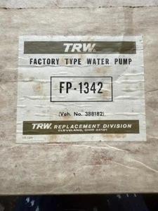 VINATGE original 1965-67 Oldsmobile All V8 w/o air conditioning water pump - Picture 1 of 9