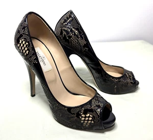 Valentino Garavani Pumps schwarz Lackleder Spitze Heels Größe EU 37 - Bild 1 von 24