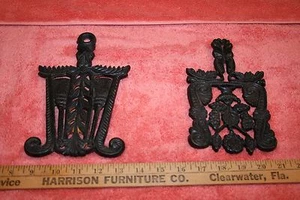 2 Vintage Cast Iron Trivets Black in Color some rust - Picture 1 of 3