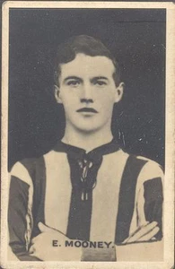 Thomson - Famous British Footballers, Adventure Series - E Mooney - Picture 1 of 1