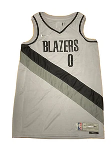 Nike Portland Trail Blazers Damian Lillard Earned Edition Swingman Jersey Size S - Picture 1 of 4