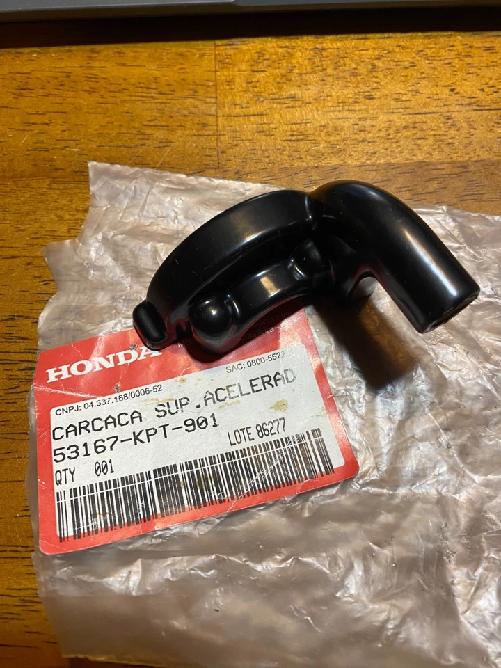 НОВЫЙ ИЗ СТАРЫХ ЗАПАСОВ ОРИГИНАЛЬНЫЙ ВЕРХНИЙ КОРПУС ДРОССЕЛЯ HONDA CRF150F 53167-KPT-901 - Изображение 1 из 1