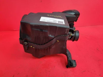 FORD FOCUS MK3 2011 AIRBOX 1.6L PETROL PNDA 1851878 - Image 1 of 4