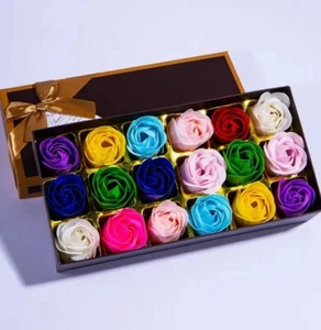 Rosebox 🌹18 Soap Blumen in GeschenkBox Faszinierende Duft von Rosen Hübsche 💕 - Bild 1 von 1