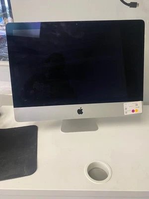 Персональный компьютер Apple iMac 21,5 дюйма 2015 (четырехъядерный Intel Core i5, 16 ГБRAM) - Изображение 1 из 4