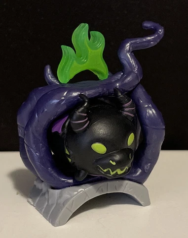 Disney Tsum Tsum MALEFICENT DRAGON MEDIUM Vinyl Figure + Accessory 100% Complete Cover