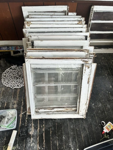 30 Antique Wood Frame Windows With Glass Intact - 1915 - Led Paint Cover