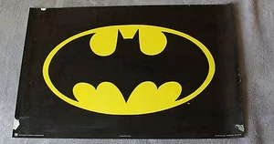 Póster de señal símbolo Norman James 1964 G con logotipo de Batman década 1980 Vancouver Canadá Norman James - Imagen 1 de 1
