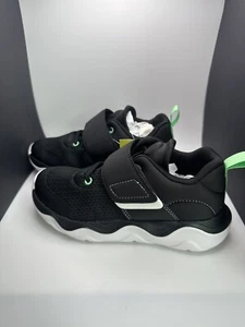 All In Motion Shoes Youth  Performance Sneakers Black Comfort Round Toe Pull On - Picture 1 of 5
