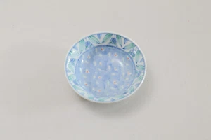 Takahashi Japan Porcelain Floral White and Blue Mini Sauce Bowl 4.25 inch - Picture 1 of 3