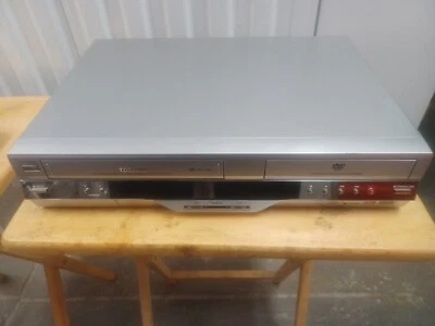 Gravador de DVD, gravador VHS player Toshiba DVR4 - Imagem 1 de 4
