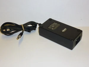 ADAPTADOR DE FUENTE DE ALIMENTACIÓN CÓNDOR ORIGINAL GENUINO SB-123A0F-11 12V 3A - Imagen 1 de 5