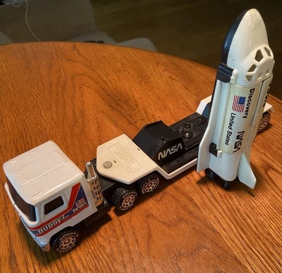 BUDDY L NASA Space Shuttle Discovery Transport Mack Semi Truck Trailer 80 1980 - Image 1 of 4