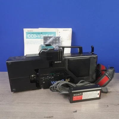 SONY CCD-V8AF  VIDEO 8  VIDEO 8 PLAYER VCR RECORDER - Tested Working Read - Image 1 of 4