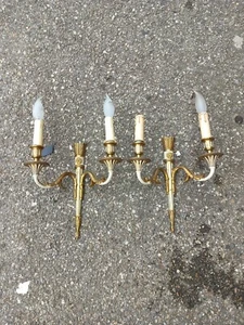 A Pair Of Electrified Bronze Wall Lights In Good Condition - Picture 1 of 4