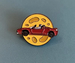 Space X Tesla Roadster Moon Orbit SpaceX Enamel Lapel Pin NEW - Picture 1 of 2