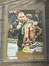 2011 Topps UFC Moment of Truth Joe Rogan #87 Gold Parallel SP RARE